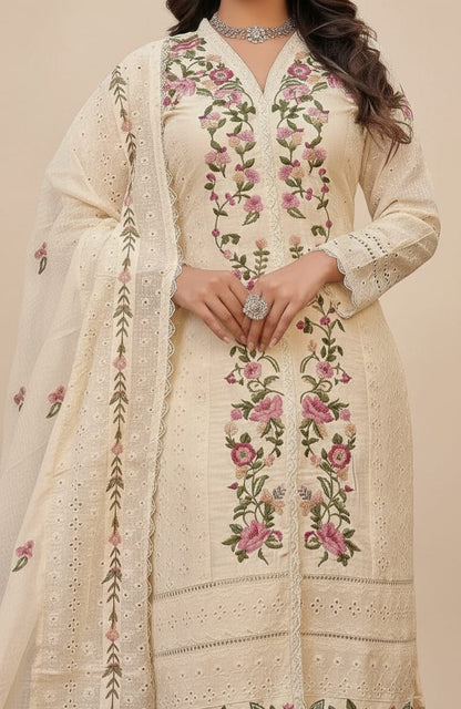 Elegant Off-White Floral Embroidered Pakistani Salwar Suit Set